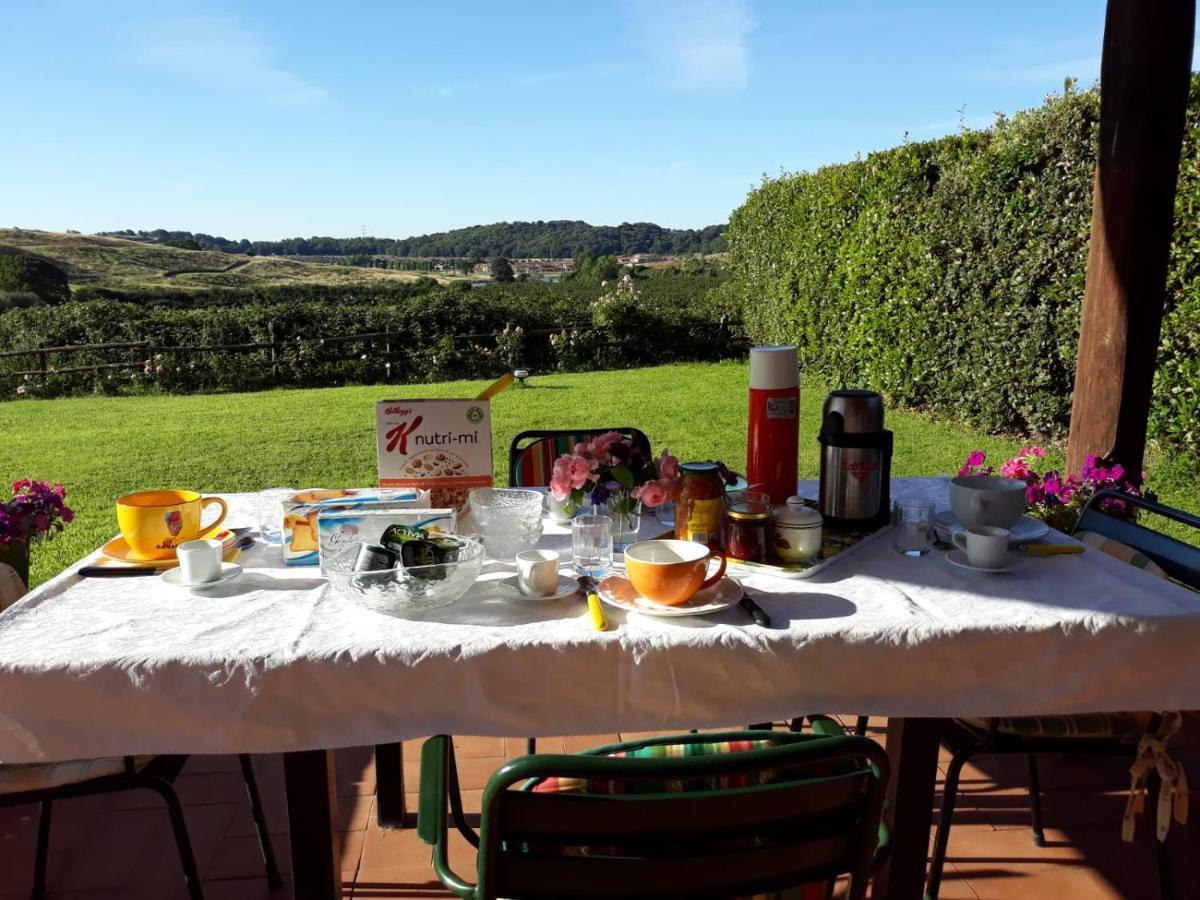 Bed and Breakfast Casale Vicino Al Golf Nazionale Monterosi Exterior foto