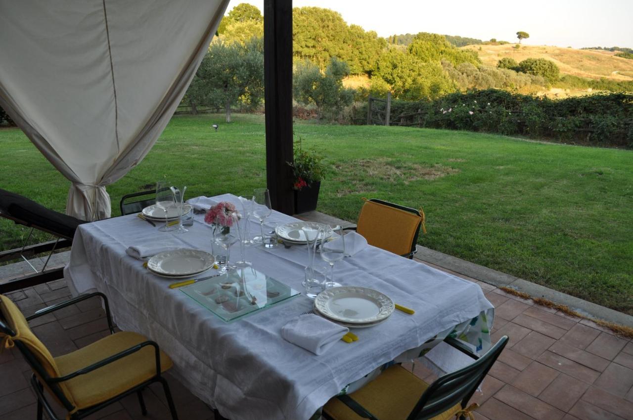Bed and Breakfast Casale Vicino Al Golf Nazionale Monterosi Exterior foto