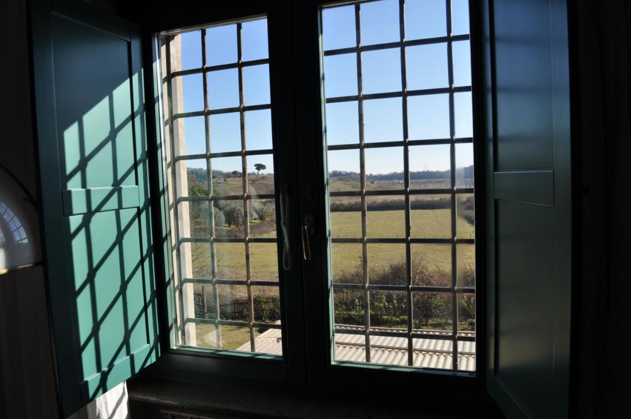 Bed and Breakfast Casale Vicino Al Golf Nazionale Monterosi Exterior foto
